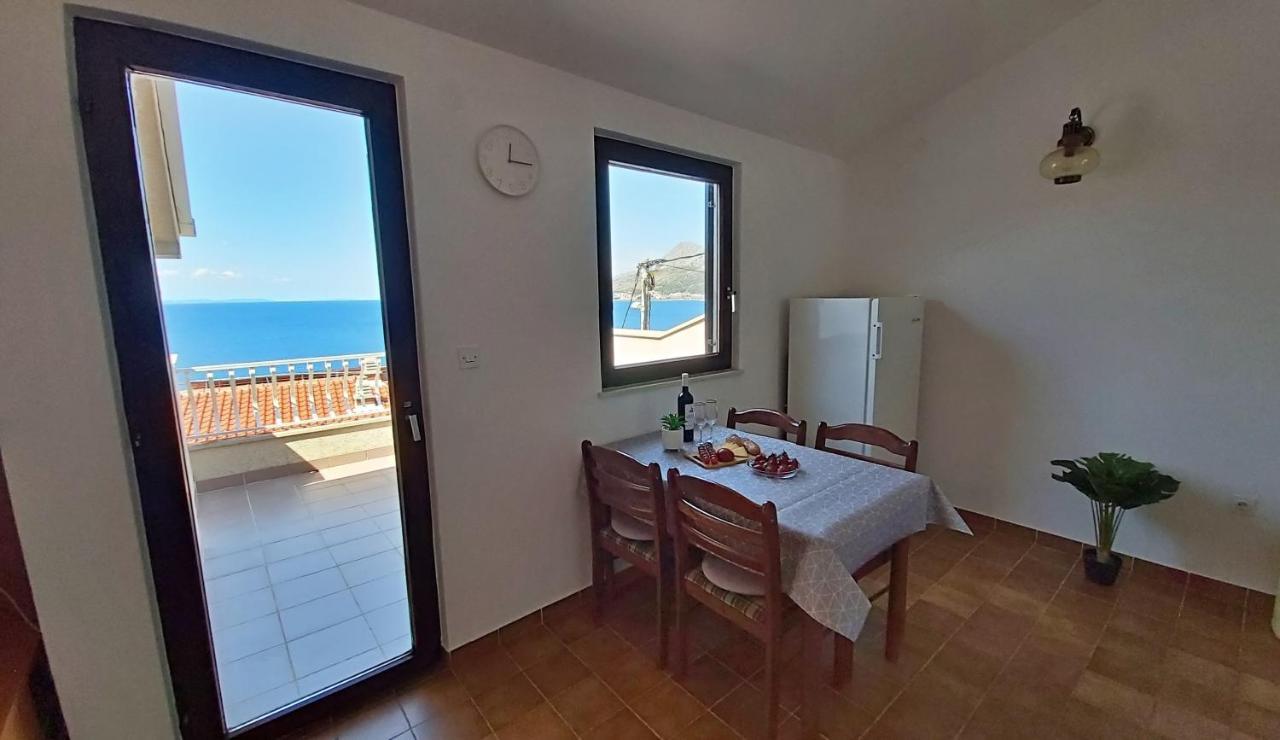 Apartment Roscic Omiš Zewnętrze zdjęcie
