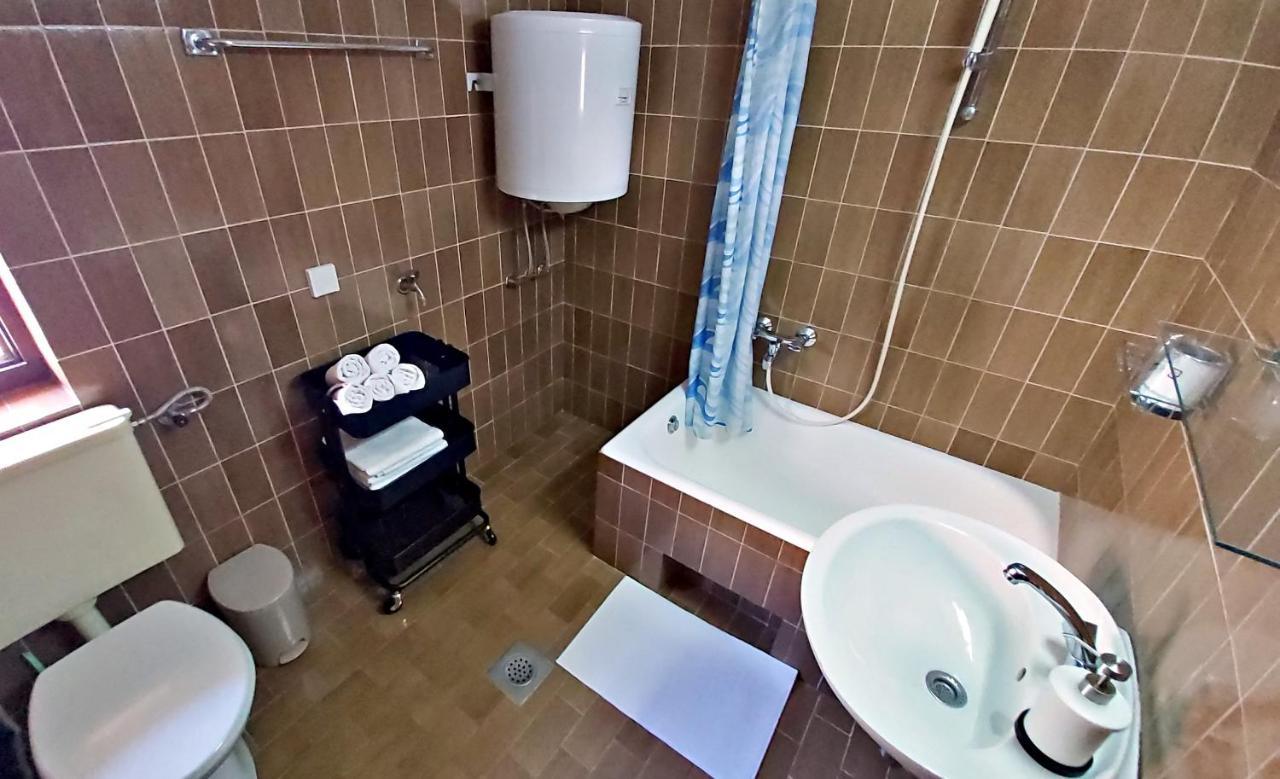 Apartment Roscic Omiš Zewnętrze zdjęcie